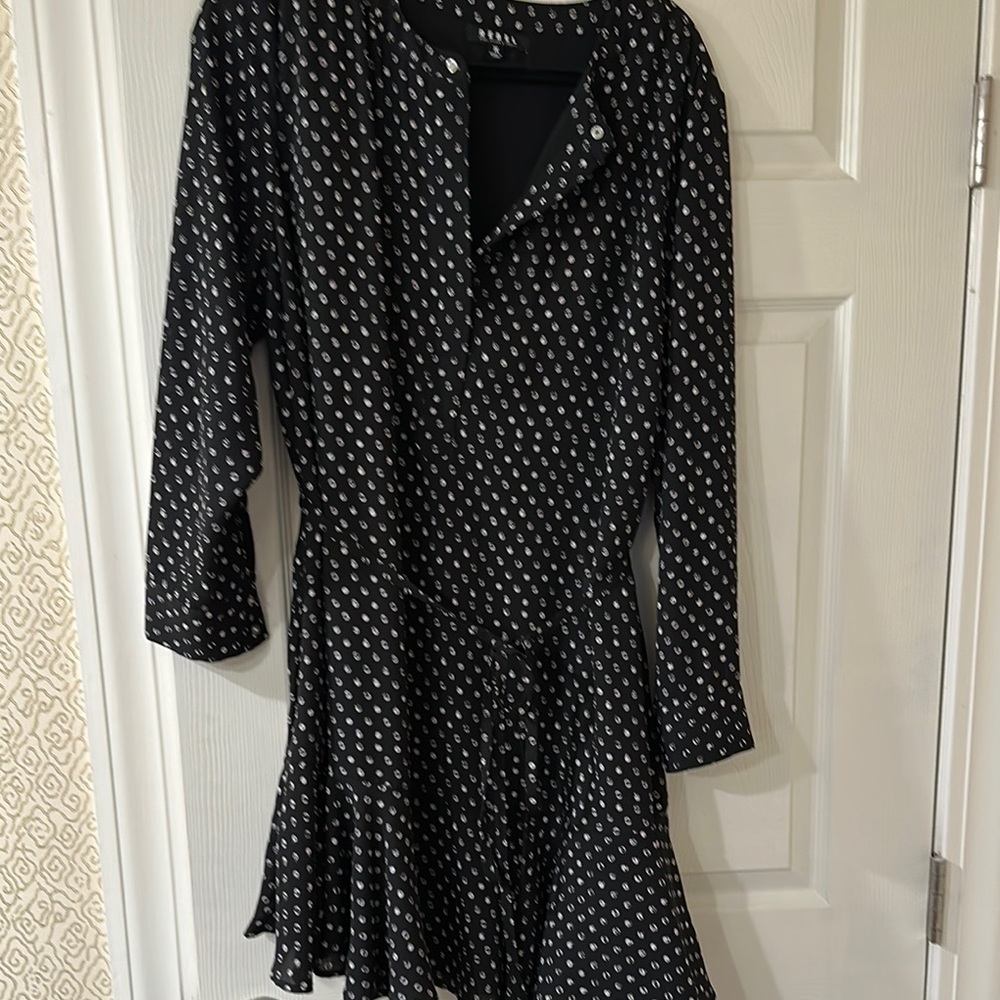 Black and White Long Sleeve Crew Neck Dress
